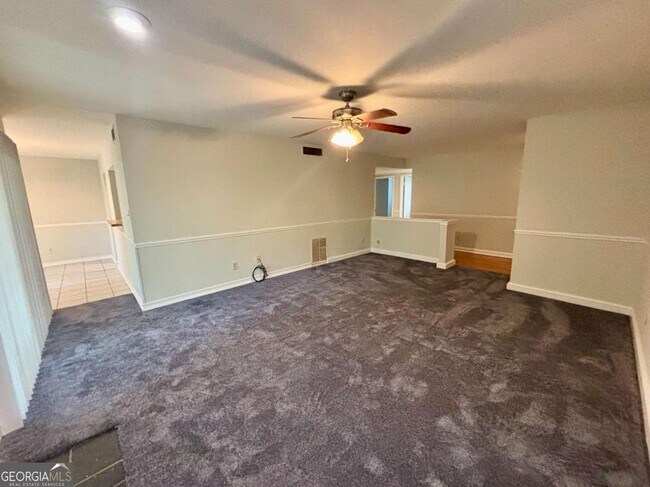 Building Photo - 57 Doranne Ct