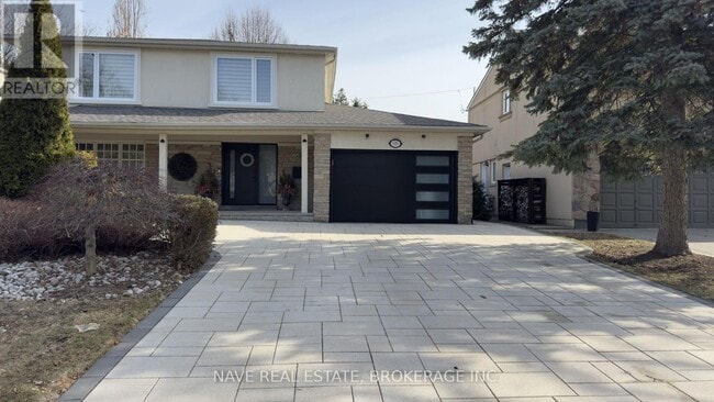 Building Photo - 125 Bay Thorn Dr