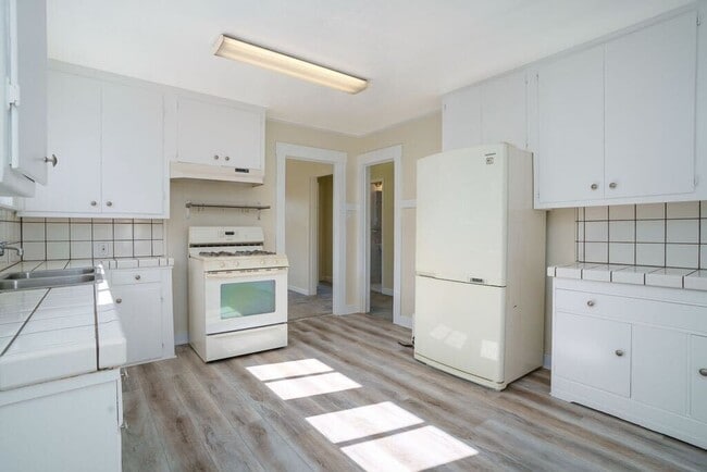 Foto del edificio - 227 Beach Rd