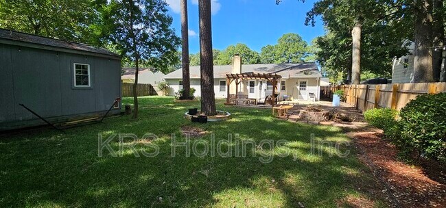 Foto del edificio - 4712 Thresher Ct