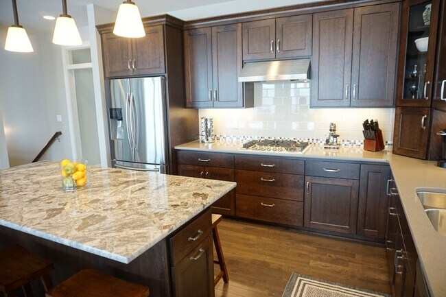 Foto del edificio - Luxury Home in Peaceful Setting