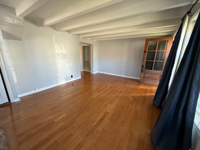 Building Photo - 1624 Porter Ave