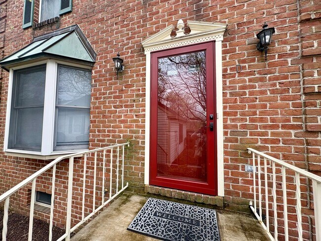 Foto del edificio - 3 Bedroom 4 Bathroom Available in Hummelstown!