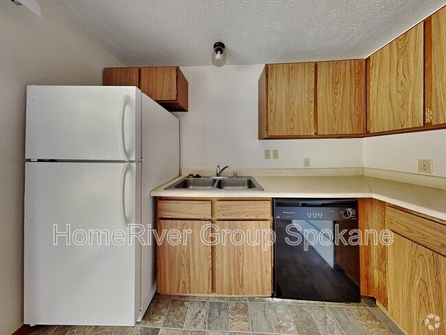 Building Photo - 29 E Mayfair Ct