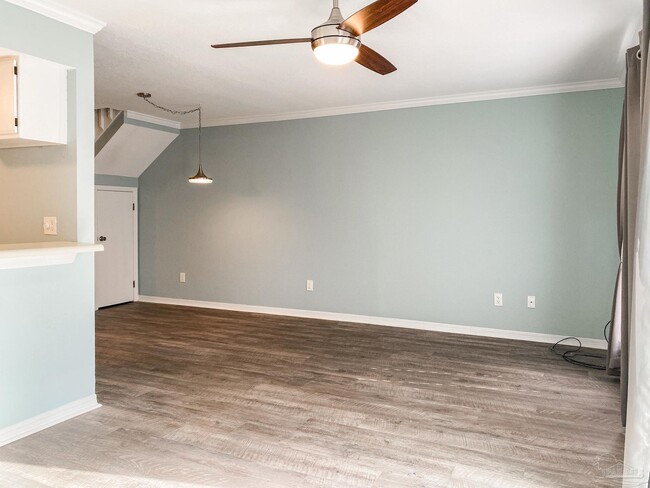 Building Photo - 5280 Kennsington Pl