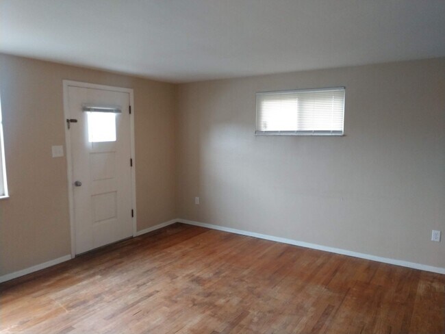 Building Photo - Beautiful Home for Rent