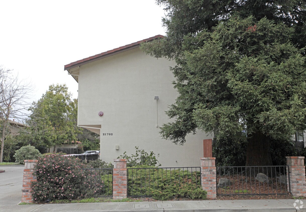Building Photo - 21702 Vallejo St