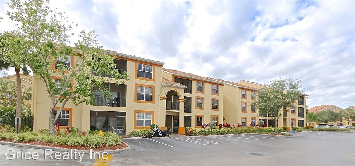 Foto principal - 2 br, 1 bath House - 7965 Preserve Cir #733