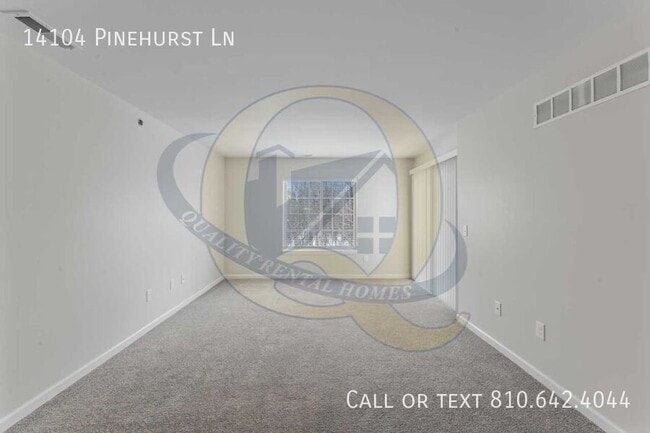 Building Photo - 14104 Pinehurst Ln