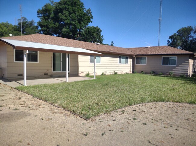 Building Photo - 14104 Cranmore Rd