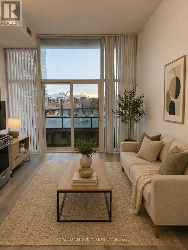 Photo du bâtiment - 36 Lisgar St