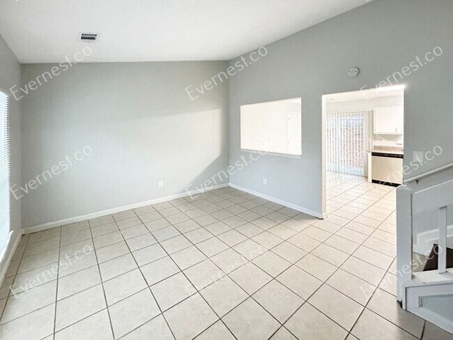 Foto del edificio - 1373 Mill Lake Cir