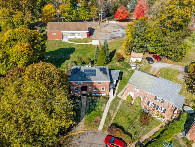 Foto del edificio - 30 Victory Ln