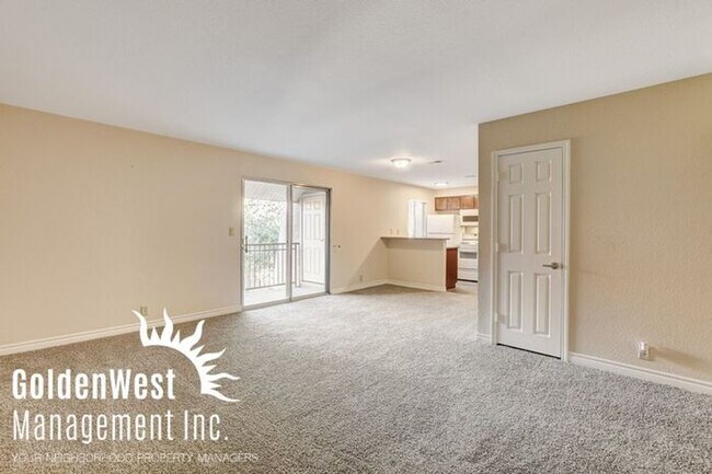 Building Photo - Beautifully Remodeled 2Bdm 2Ba Condo!