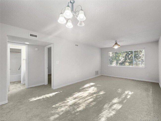 Building Photo - 1203 Jamestown Rd