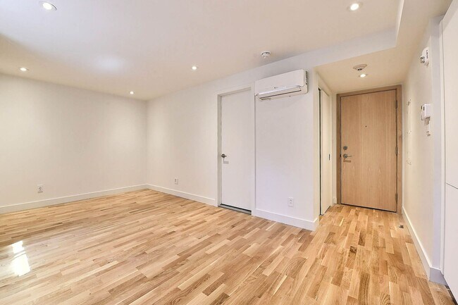 Photo du bâtiment - 3195 Av. Van Horne