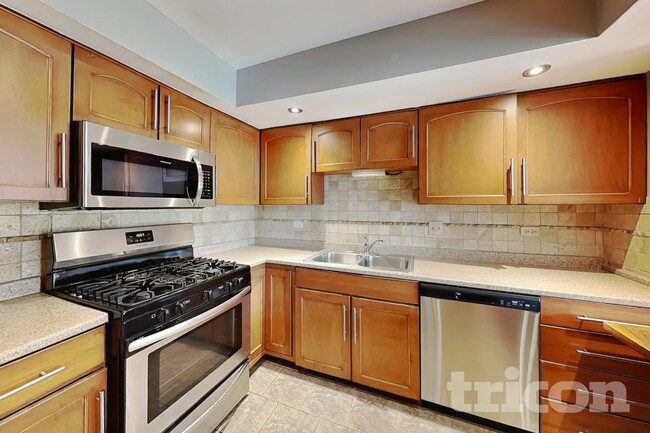 Building Photo - 11059 Catherine Dr