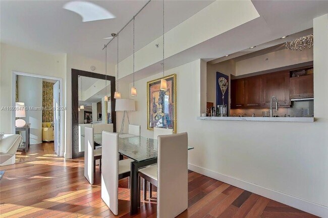 Foto del edificio - 333 Las Olas Way Apt #2101, Fort Lauderdal...
