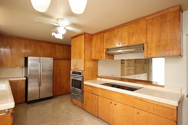 Foto del edificio - Beautiful 3 bed In Los Angeles