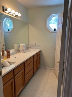 Building Photo - 5554 S Edgeberry Dr