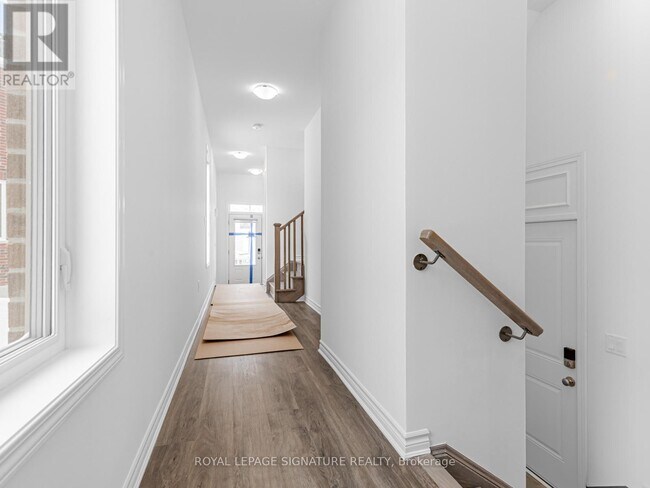 Building Photo - 1747 Mineral Spgs Wy