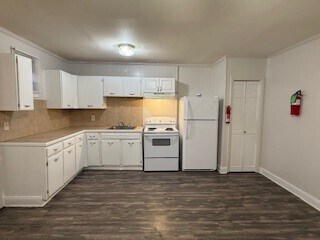 Foto del edificio - 52504 US-51