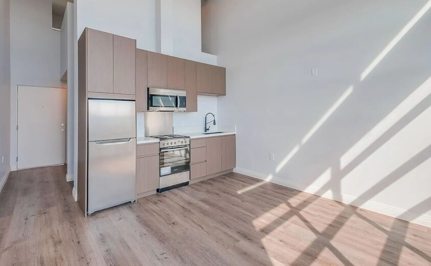 Foto principal - 3279 San Marino St