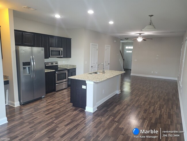 Building Photo - 2 br, 2.5 bath House - 151 Top Forest Dr