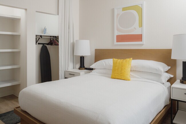 Bedroom - WaterWalk Phoenix – North Happy Valley