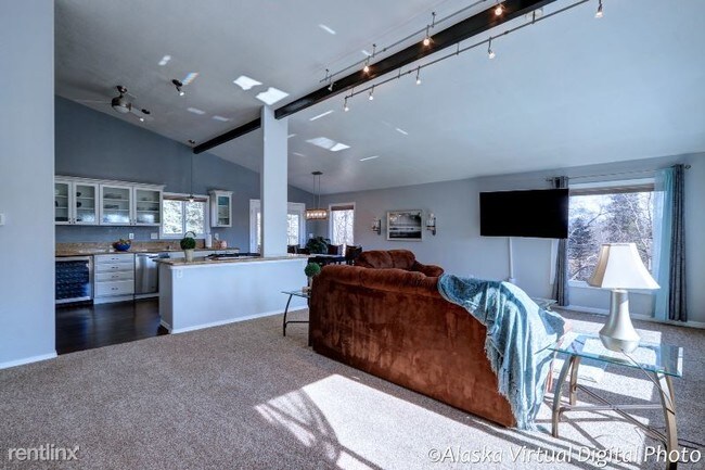 Building Photo - 4 br, 2.5 bath House - 4451 Edinburgh Drive