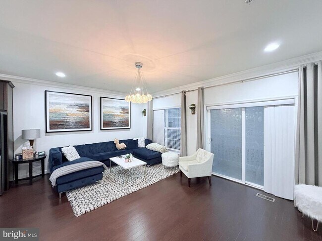 Foto del edificio - 7232 Barrberry Ln