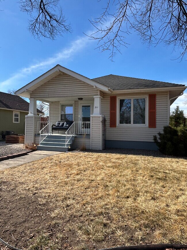 Foto del edificio - 211 S 6th Ave