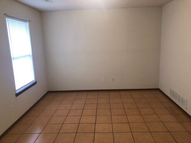 Foto del edificio - 1300 N 7th St