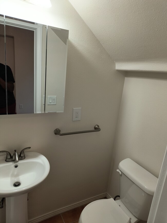 Foto del edificio - 6288 Susana St