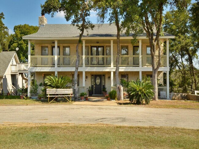 Foto del edificio - 431 Berry Ln
