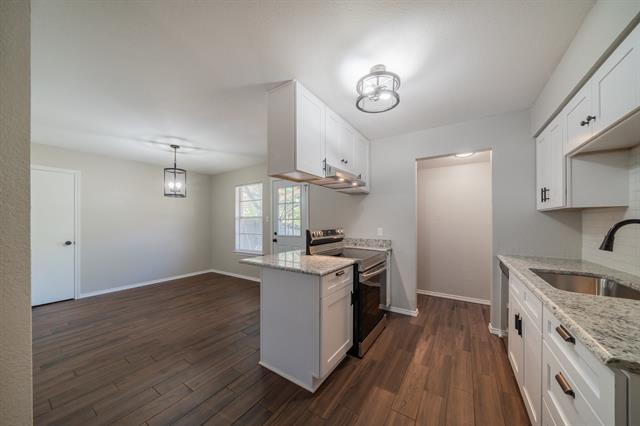 Building Photo - 3604 Biscay Dr