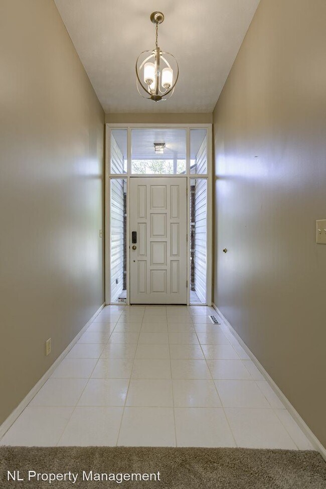 Foto del edificio - 4 br, 3 bath House - 16344 Chicago Circle