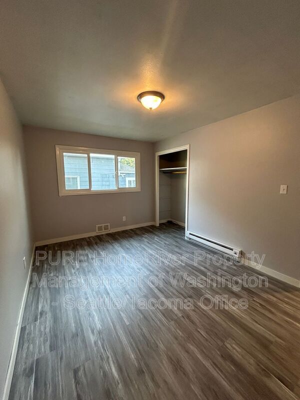Foto del edificio - 721 S Ainsworth Ave