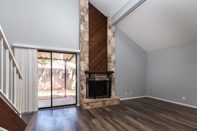 Foto del edificio - Charming 2BR Home in Serene San Antonio Ne...