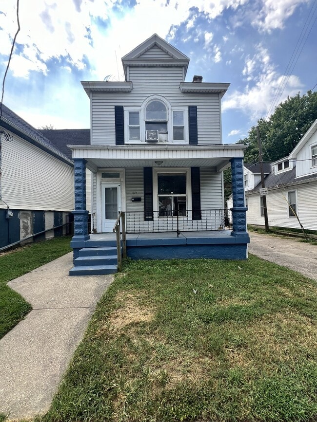 Building Photo - 414 M St