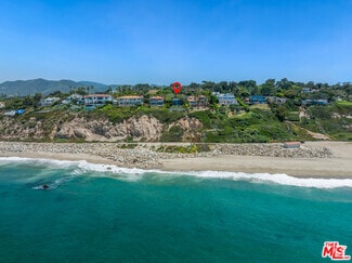 Building Photo - 7089 Birdview Ave