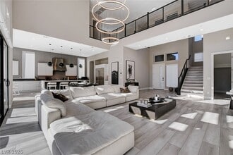 Building Photo - 5289 Feathertop Dr