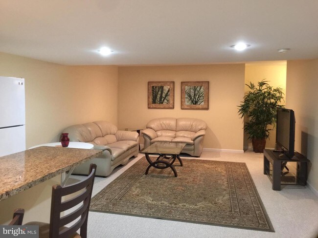Foto del edificio - 43122 Llewellyn Ct