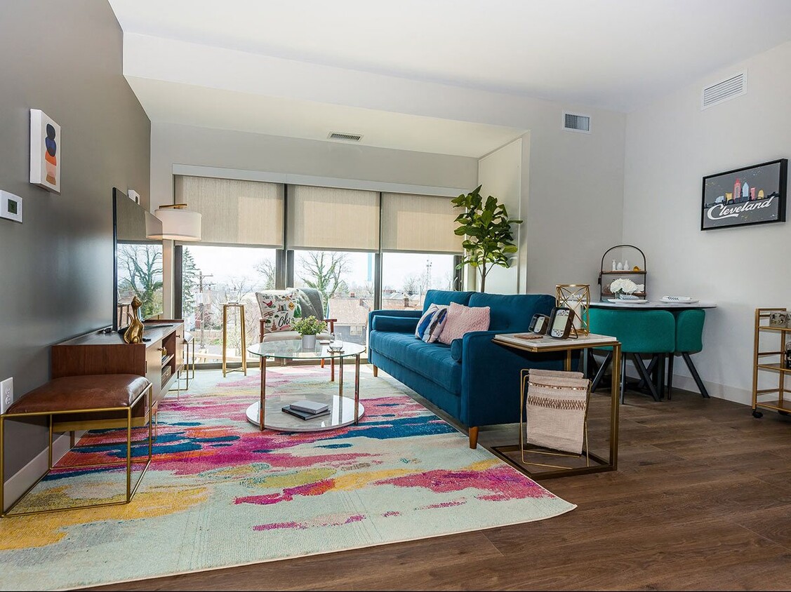 121 Larchmere - 121 Larchmere