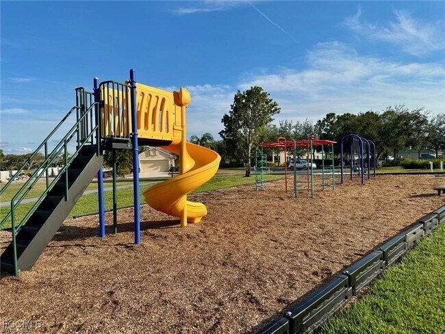 Foto del edificio - 2228 Carnaby Ct