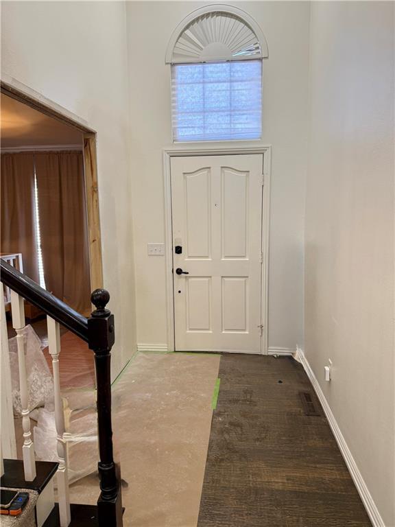 Foto del edificio - 101 Fox Glove Ln