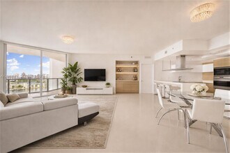 Building Photo - 17301 Biscayne Blvd