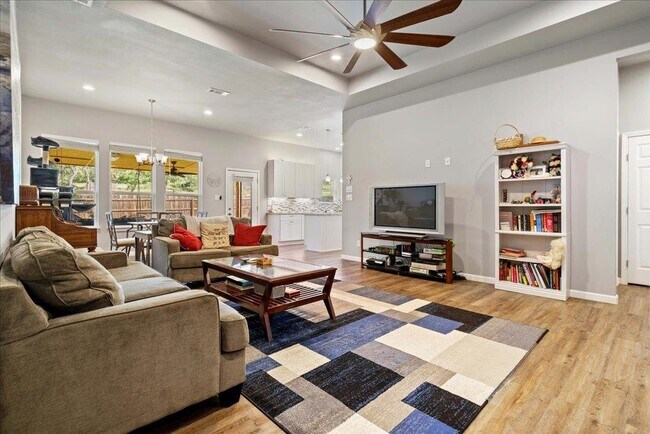 Foto del edificio - 306 Songwood Dr