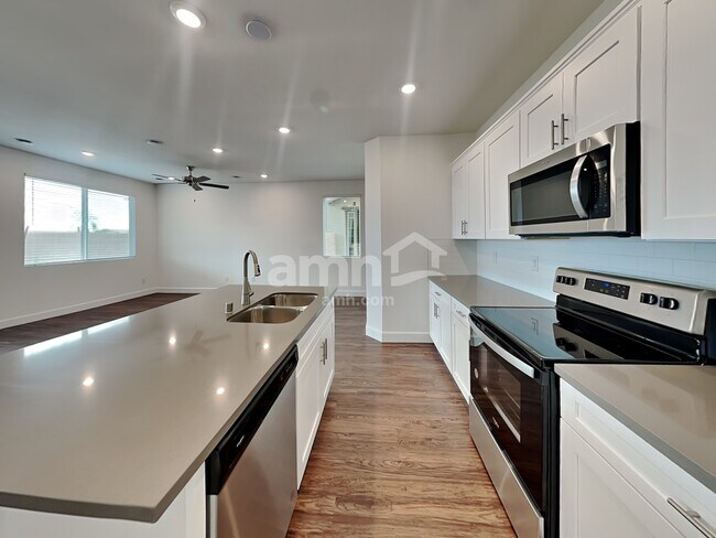 Building Photo - 9162 Liberty Cap Ct
