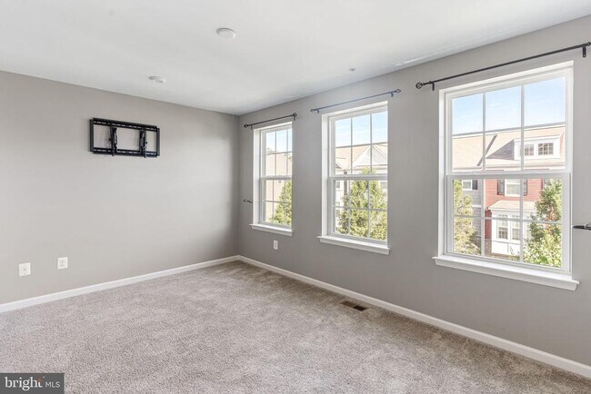 Foto del edificio - 43767 Winterberry Wy